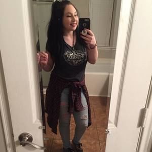 Meet your Posher, Celeste